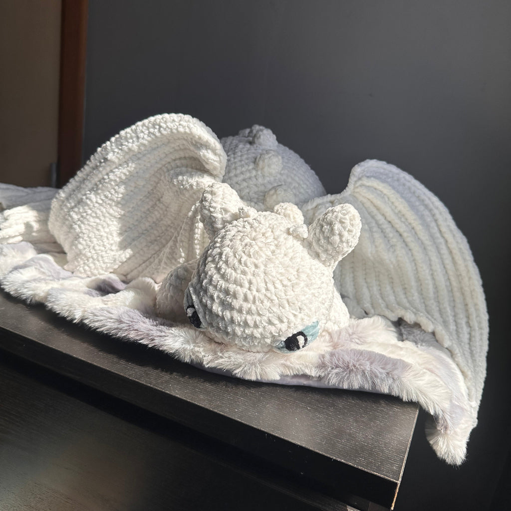 White NightFury (plush)