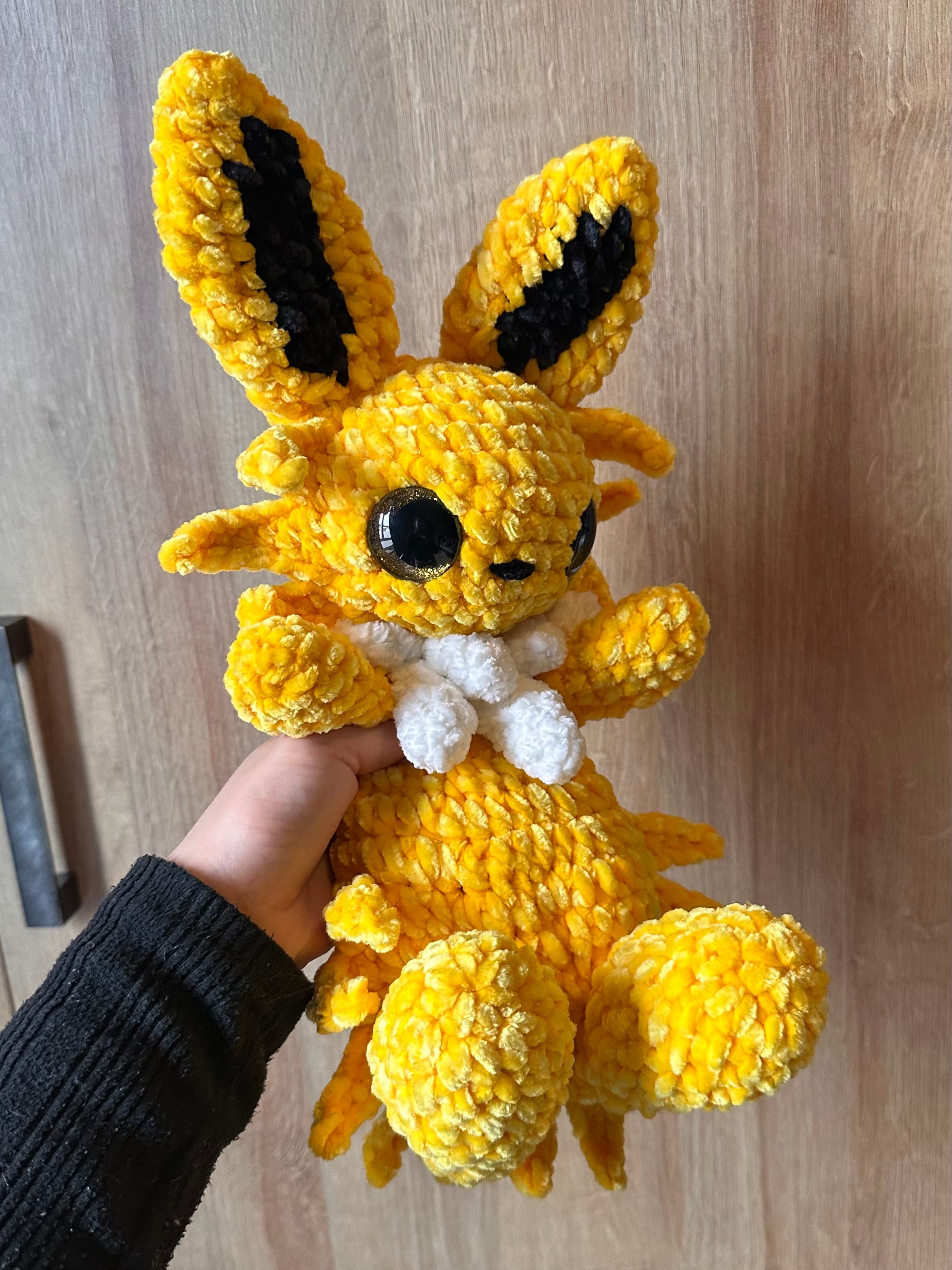 Elek The Thunder Fox